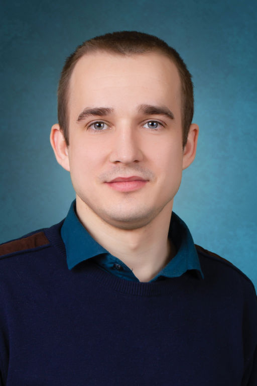 Иванов Вячеслав Дмитриевич.